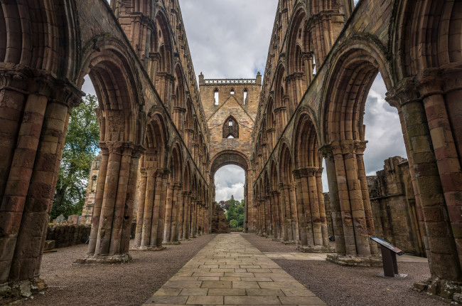 Обои картинки фото jedburgh abbey, города, - католические соборы,  костелы,  аббатства, аббатство