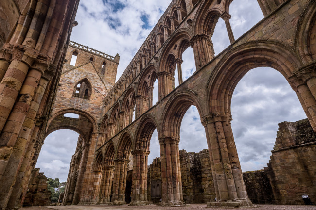 Обои картинки фото jedburgh abbey, города, - католические соборы,  костелы,  аббатства, аббатство