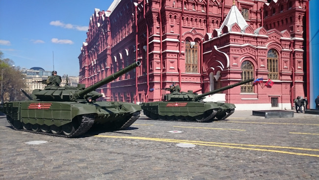 Обои картинки фото техника, военная техника, танки, парад, красная, площадь
