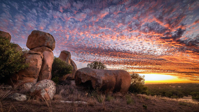 Обои картинки фото tcharkulda rock, south australia, природа, горы, tcharkulda, rock, south, australia
