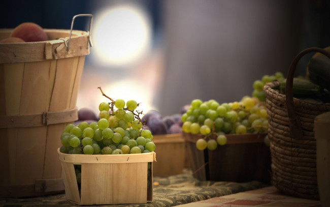 Обои картинки фото еда, виноград, корзины