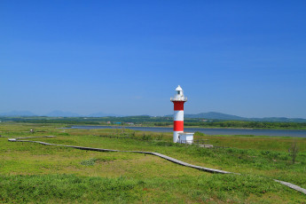Картинка природа маяки маяк поле вода