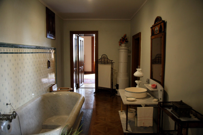 Обои картинки фото интерьер, ванная и туалетная комнаты, старинная, ванная, комната