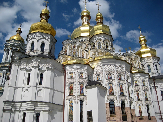 Обои картинки фото киево, печерская, лавра, города, киев, украина, позолота, кресты, белый, купола