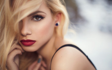 Картинка девушки -unsort+ лица +портреты макияж крупный план блондинка портрет взгляд красотка прическа боке