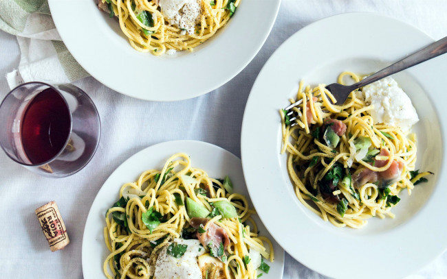 Обои картинки фото еда, макаронные блюда, спагетти, макароны
