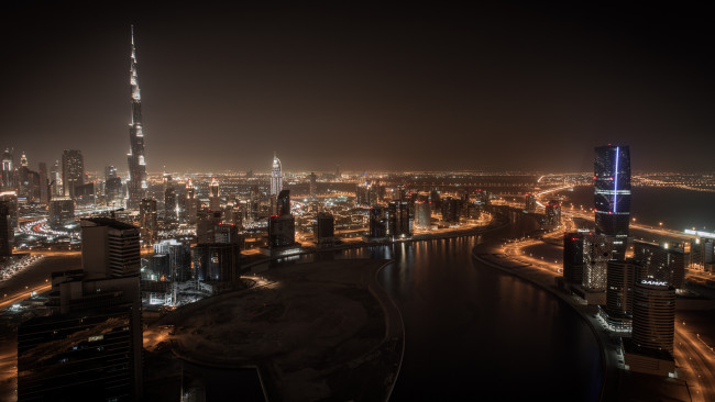 Обои картинки фото dubai, города, дубаи, оаэ, дубай, ночь, город, река, огни, небоскребы