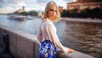 Картинка девушки -unsort+ блондинки +светловолосые река женщина город