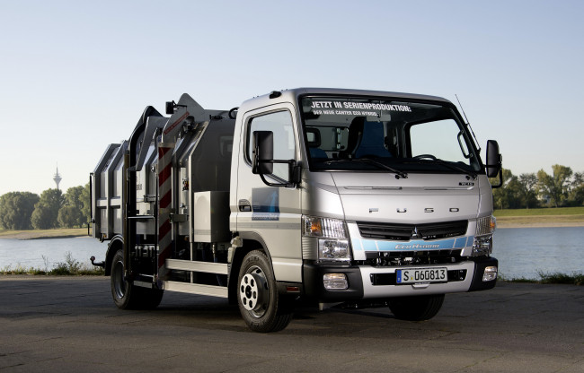 Обои картинки фото автомобили, mitsubishi trucks, mitsubishi