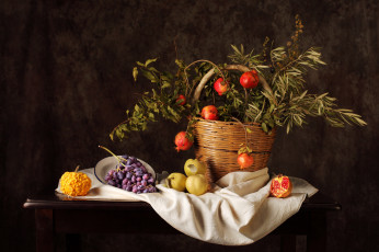 Картинка еда натюрморт яблоки корзина виноград гранат ветки