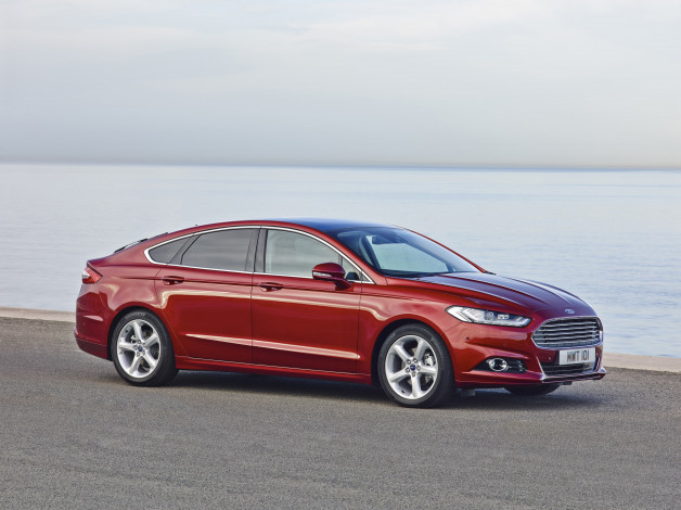 Обои картинки фото автомобили, ford, mondeo, красный, 2014г, uk-spec, hatchback