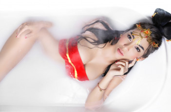 Картинка девушки -unsort+ азиатки азиатка взгляд ванна украшения молоко причёска модель грудь
