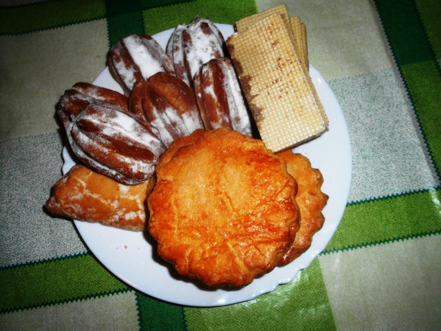 Обои картинки фото еда, пирожные,  кексы,  печенье, вафли, печенье