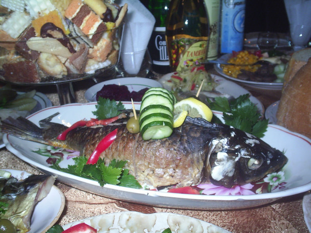Обои картинки фото фаршированная, рыба, еда, рыбные, блюда, морепродуктами