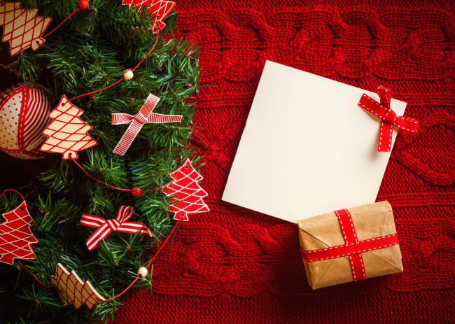 Обои картинки фото праздничные, разное, новый, год, box, ленты, с, новым, годом, рождество, праздник, подарок, merry, christmas, holiday, decoration, tree, gifts, рождественская, елка, ribbon, happy, new, year, украшения