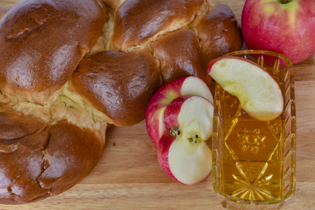 Обои картинки фото еда, разное, яблоки, булка, мед