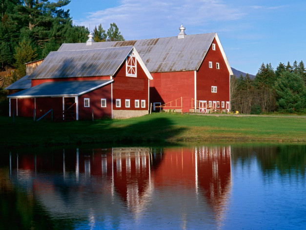 Обои картинки фото twin, barns, reflecting, in, pond, at, sunset, vermont, города