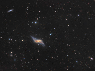 Картинка ngc660 космос галактики туманности