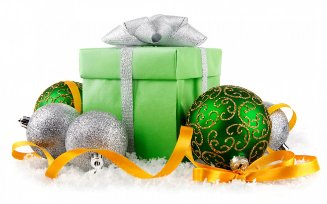 Обои картинки фото праздничные, подарки и коробочки, new, year, christmas, decoration, balls, snow, новый, год, украшения, шары