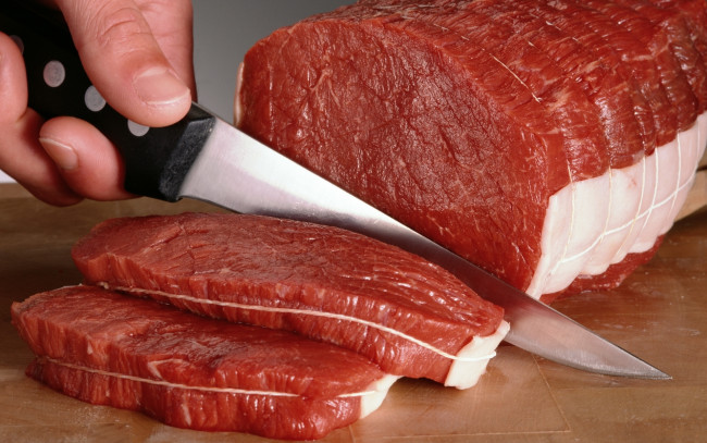 Обои картинки фото еда, мясные блюда, нож, сырое, мясо
