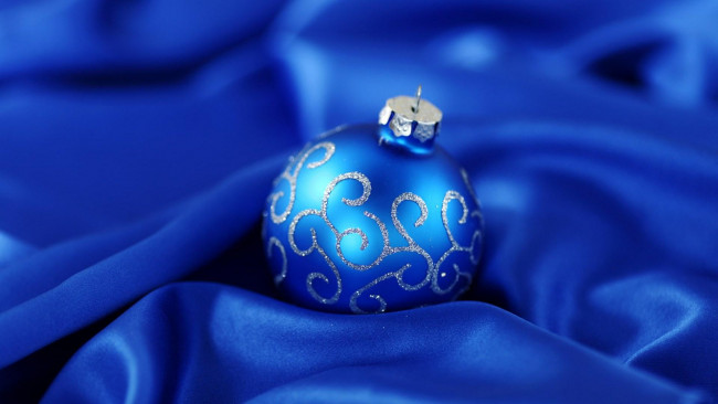 Обои картинки фото праздничные, шары, шар, ткань, синий