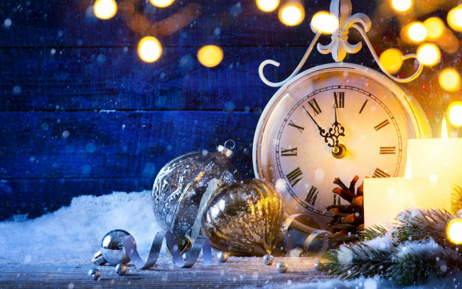 Обои картинки фото праздничные, украшения, снег, блики, часы