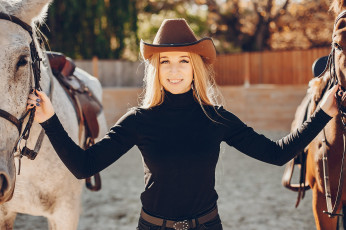 Картинка девушки -+блондинки +светловолосые блондинка шляпа лошади