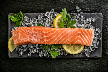 Картинка еда рыба +морепродукты +суши +роллы лед петрушка форель лимон
