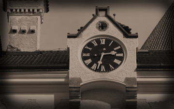 Картинка разное Часы часовые механизмы часы здание