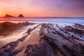 Картинка природа побережье скалы море закат камни