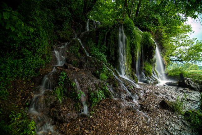 Обои картинки фото природа, водопады, зелень, потоки