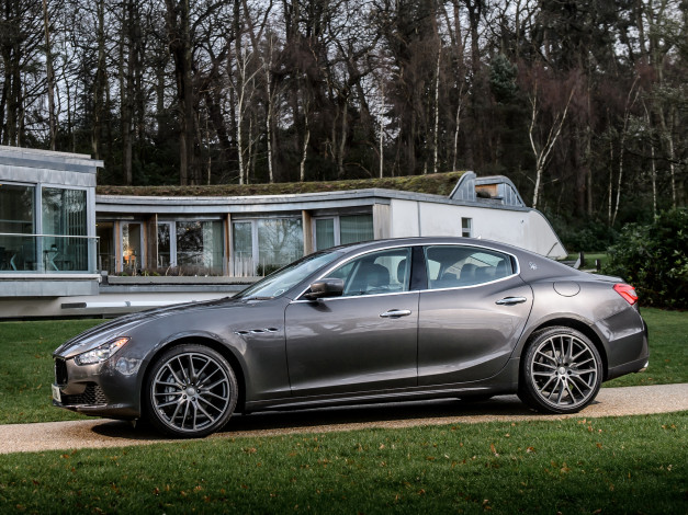 Обои картинки фото автомобили, maserati, 2013, uk-spec, ghibli