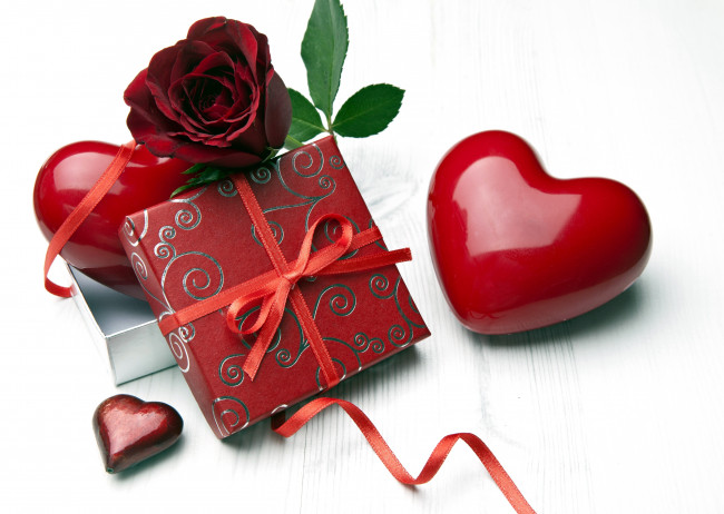 Обои картинки фото праздничные, день святого валентина,  сердечки,  любовь, подарок, лента, бант, роза, сердечки