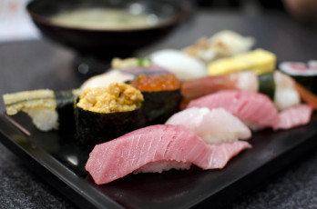Картинка еда рыба +морепродукты +суши +роллы японская ассорти роллы кухня