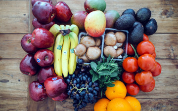 обоя еда, фрукты и овощи вместе, авокадо, помидоры, манго, яблоки, грибы, мята, бананы, виноград