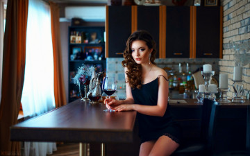 Картинка девушки -unsort+ брюнетки темноволосые вино бокал локоны