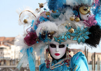 Картинка разное маски карнавальные костюмы венеция карнавал шляпа маска