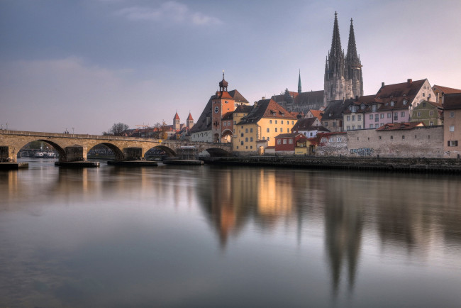 Обои картинки фото регенсбург, германия, города, здания, костел, река