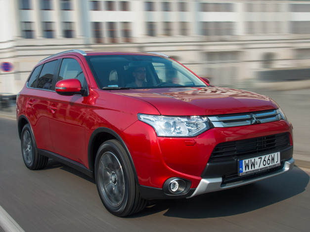 Обои картинки фото автомобили, mitsubishi, outlander, 2014, красный