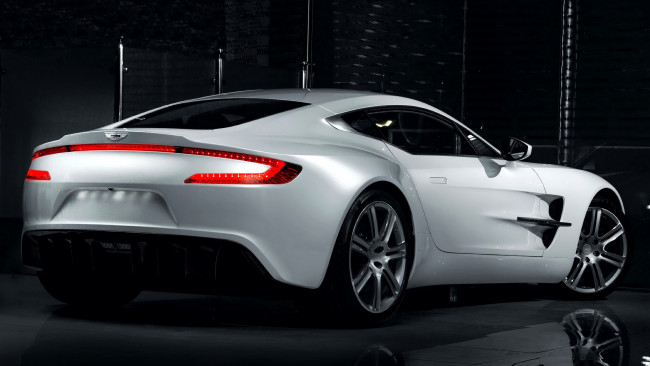 Обои картинки фото aston martin one-77, автомобили, aston martin, aston, martin, элитные, компания, ltd, частная, великобритания