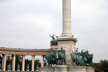 обоя города, будапешт , венгрия, статуи, колонна