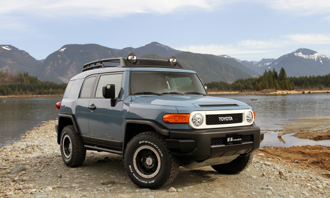 Обои картинки фото toyota fj cruiser 2014, автомобили, toyota, 2014, cruiser, fj