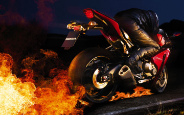 Картинка cbr fireblade мотоциклы honda