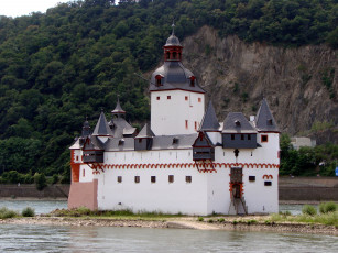 обоя fortress pfalzgrafenstein in rhine river, germany, города, - дворцы,  замки,  крепости, fortress, pfalzgrafenstein, in, rhine, river