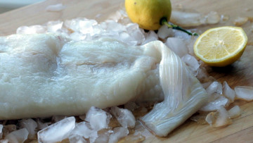 Картинка еда рыба +морепродукты +суши +роллы лед лимон палтус