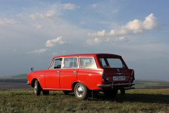 обоя москвич- 2137, автомобили, москвич, москвич-, 2137, автомобиль, поле, красный, классика, ретро