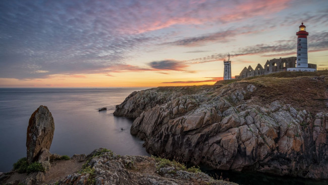 Обои картинки фото saint-mathieu lighthouse, france, природа, маяки, saint-mathieu, lighthouse