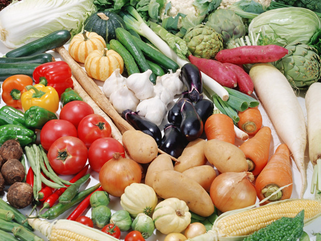 Обои картинки фото еда, овощи, томаты, помидоры, перец, морковь, кукуруза