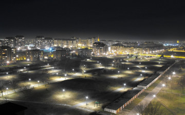 Картинка города огни ночного subotica serbia