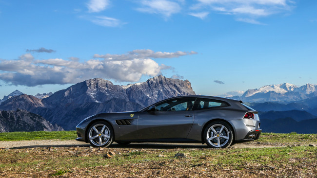 Обои картинки фото ferrari gtc4 lusso 2017, автомобили, ferrari, gtc4, lusso, 2017